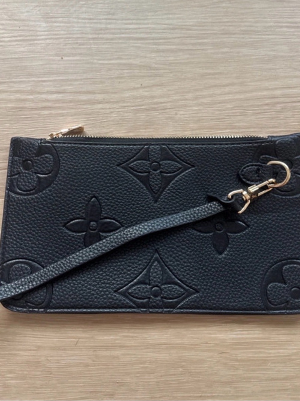 designer inspired pouch with zipper